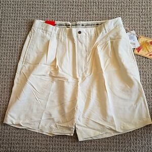 Tags on dress shorts